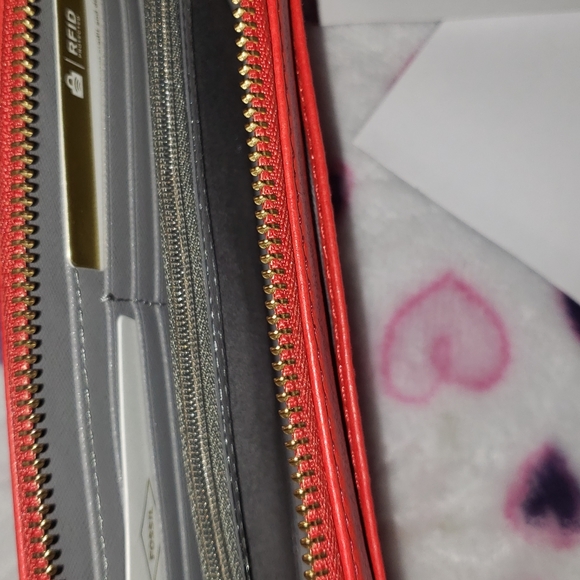 Fossil Wallet - Picture 4 of 8